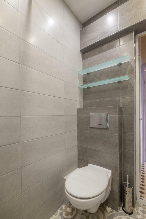 Modern 2 Bedroom Apartment Next To Vitosha Str. صوفيا المظهر الخارجي الصورة