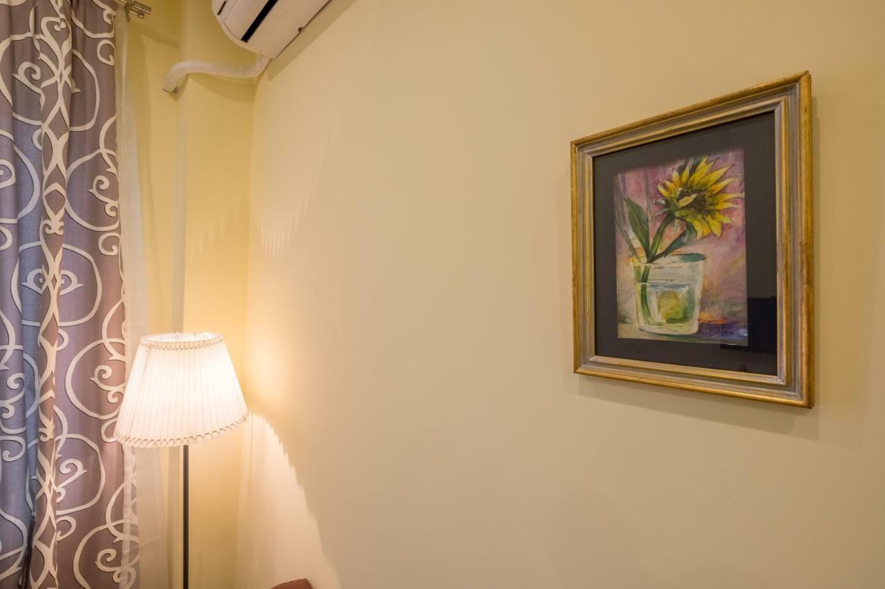 Modern 2 Bedroom Apartment Next To Vitosha Str. صوفيا المظهر الخارجي الصورة