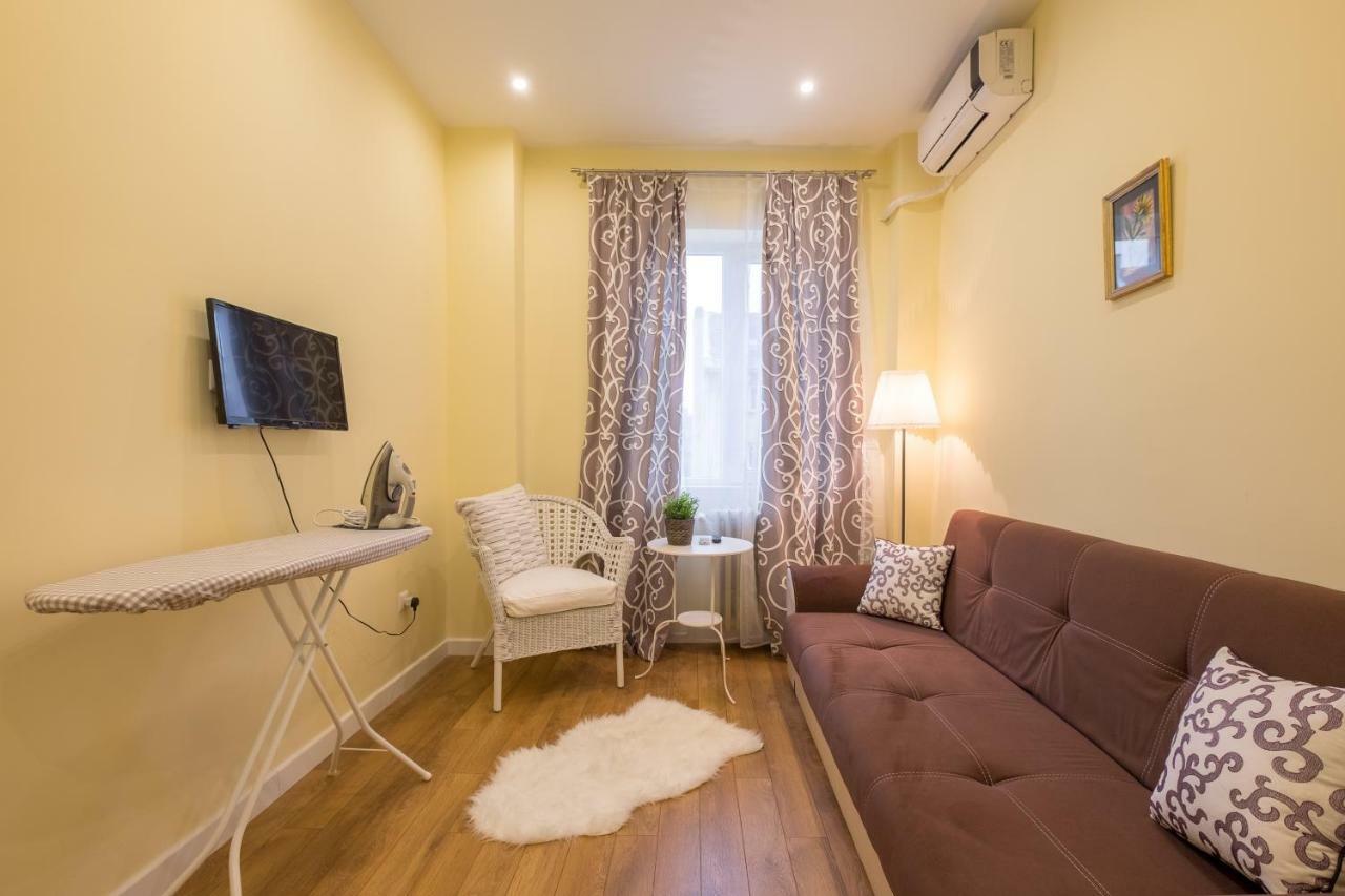 Modern 2 Bedroom Apartment Next To Vitosha Str. صوفيا المظهر الخارجي الصورة